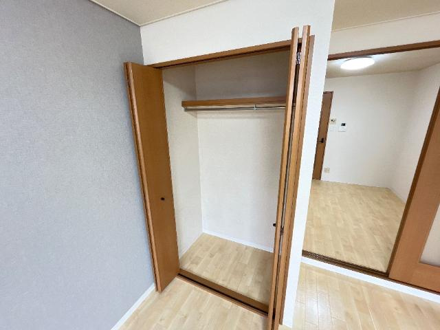 ハピネスＫ２番館の収納|クローゼット