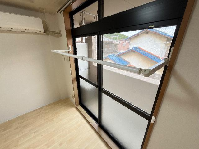 ハピネスＫ２番館の設備|室内物干し