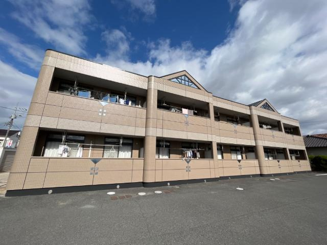 倉敷市四十瀬のアパートの外観|外観写真（昼）