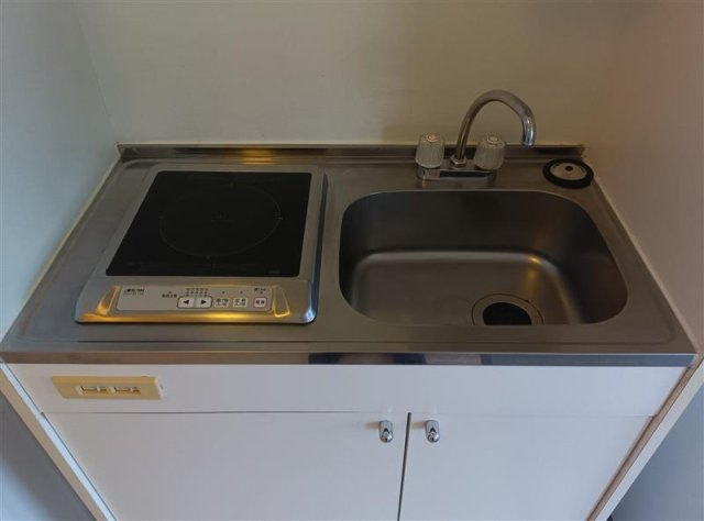 レオパレスウイング近藤のキッチン|備品や設備仕様は号室等により異なります現地をご確認ください。
