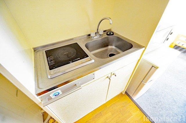 レオパレスウイング近藤のキッチン|備品や設備仕様は号室等により異なります現地をご確認ください。