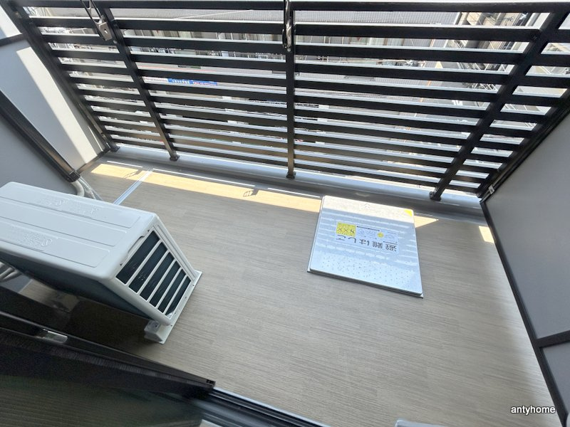 ArtizA瓦屋町Ⅰ　仲介手数料無料のバルコニー