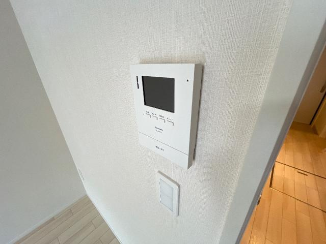 ディアコート中畝の内装|カメラ付インターホン