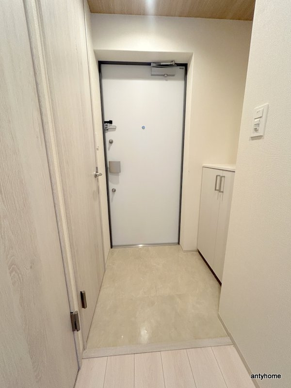 ArtizA瓦屋町Ⅰ　仲介手数料無料の玄関