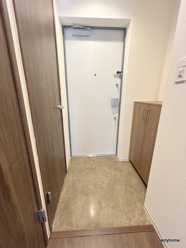 ArtizA瓦屋町Ⅰ　仲介手数料無料の玄関