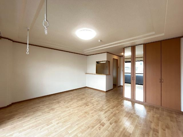 グレイスパレスの内装|室内