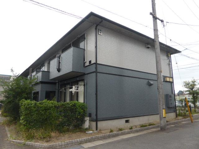 レイモンドサンヴィレッジＢ棟の外観