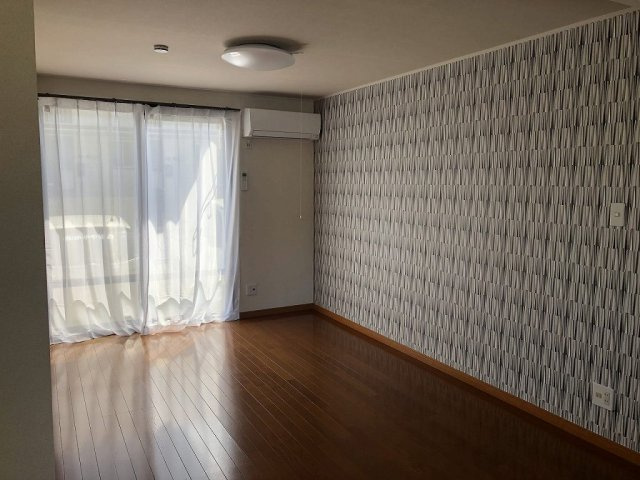レオパレスプレジール石橋の居間・リビング|備品や設備仕様は号室等により異なります現地をご確認下さい。