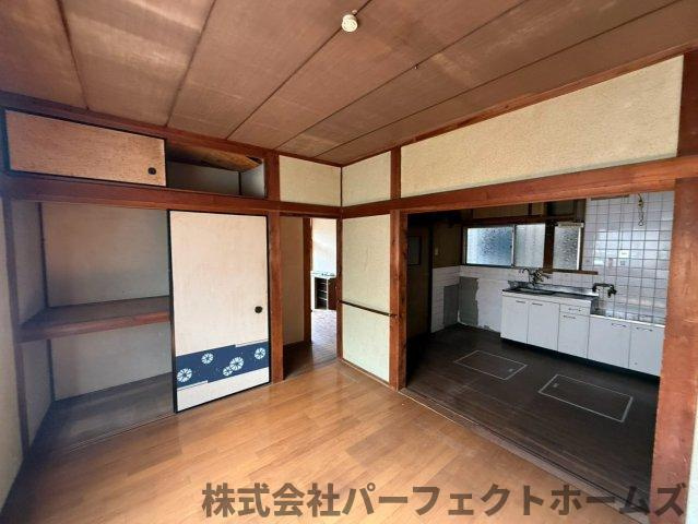 北中振1丁目戸建の居間・リビング|リビングとしてお使いいただけます
