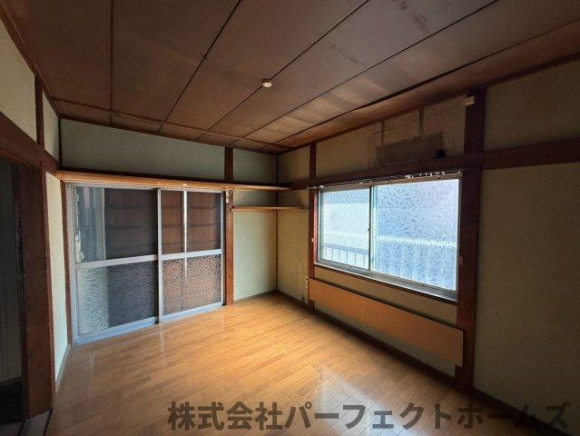 北中振1丁目戸建の洋室|リビングとしてお使いいただけます