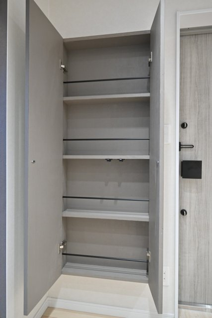 グランメゾン目黒の収納|便利な収納スペースです