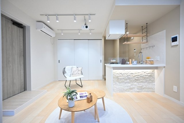 グランメゾン目黒の居間・リビング|※家具・小物はイメージです