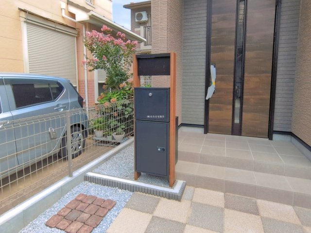 ふじみ野市亀久保の新築一戸建の玄関
