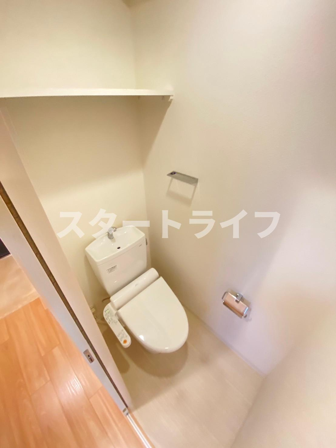 大阪市東淀川区東中島２丁目の賃貸マンションのトイレ