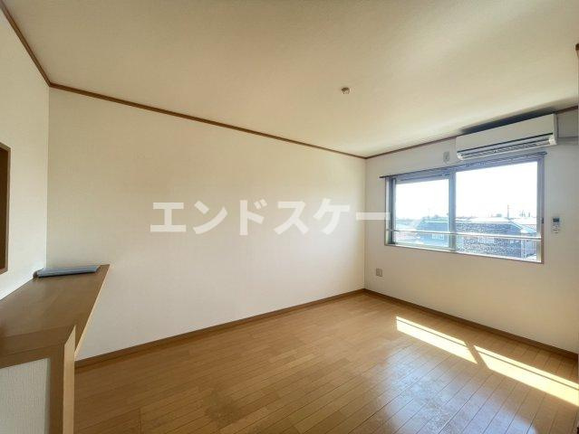 エフォールの洋室|高崎、前橋、伊勢崎エリアのお部屋探しはエンドスケープまで！お客様の理想お聞かせ下さい♪