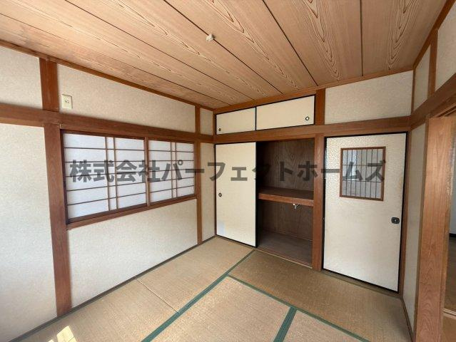 クレバーハイツの和室|柔らかい畳が心地よい和室