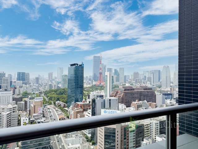 クレストプライムタワー芝の展望|視界いっぱいに広がる開放的な眺望。時間とともに表情を変える景色が、暮らしに心地よい彩りを添えてくれます。 