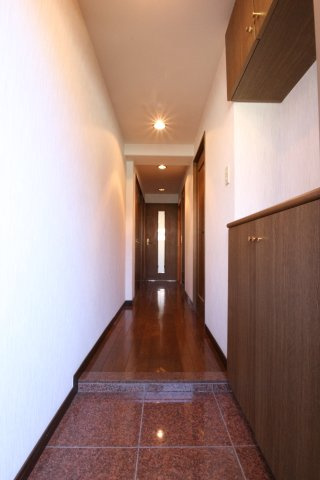 ライオンズマンション垂水北の玄関