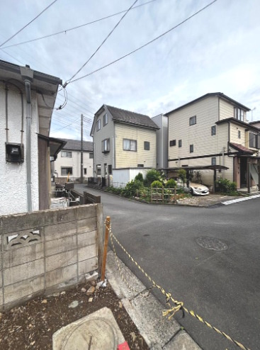 敷地面積29坪　売地　川越市氷川町の前面道路含む現地写真|南道路！南側４ｍ公道、2.1ｍ接道。