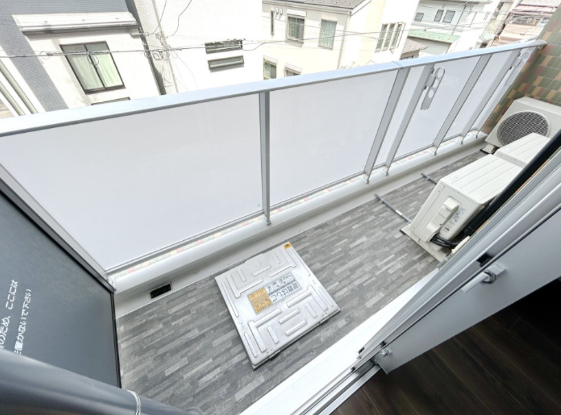 ＬＩＭＥＲＥＳＩＤＥＮＣＥ　ＨＩＫＩＦＵＮＥのバルコニー