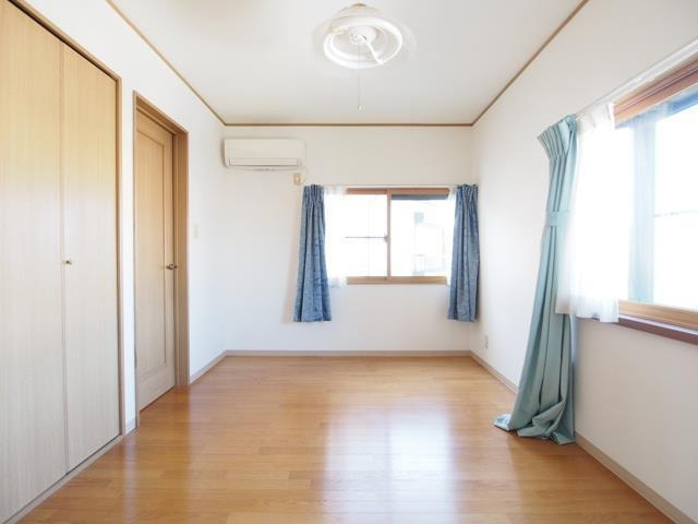 松園町戸建ての内装