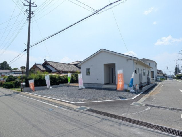 【前面道路含む現地写真】 | クレイドルガーデン前橋市粕川町新屋第1ー②