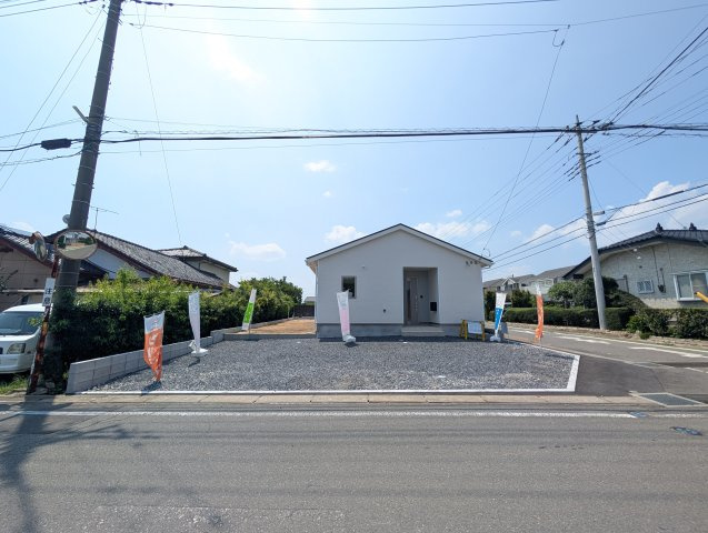 【前面道路含む現地写真】 | クレイドルガーデン前橋市粕川町新屋第1ー②