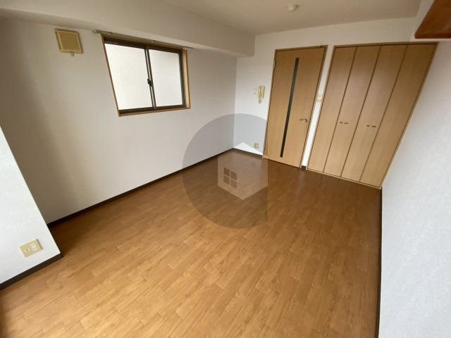 エムプラザ布施駅前の子供部屋