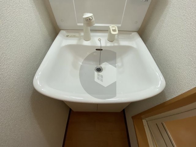 エムプラザ布施駅前の洗面所