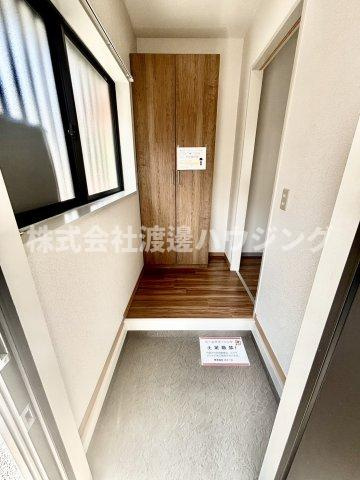 守口市大久保町一戸建の玄関