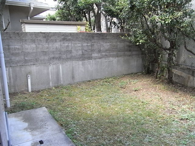 モンスフェール篠原北町のバルコニー