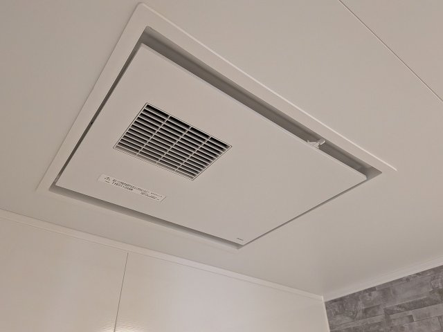 八王子市　中野町　中古戸建ての浴室|～浴室暖房乾燥機能付き　遅い時間のお洗濯や、梅雨時期・花粉の時期など大活躍です～