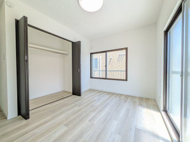 八王子市　中野町　中古戸建ての収納|～収納力の高いクローゼット完備～