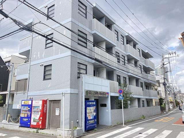 スカイコート新宿第５
