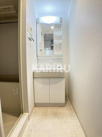 S-RESIDENCE緑橋駅前の玄関