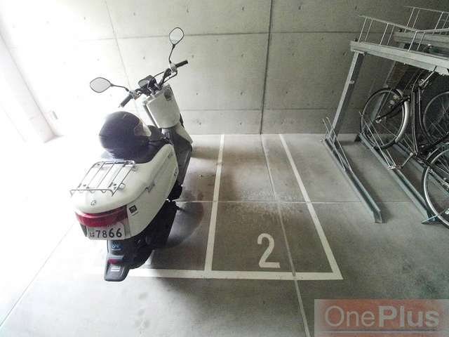 グランデ六甲道の駐車場|駐輪場