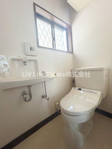 小平市上水本町戸建て１のトイレ