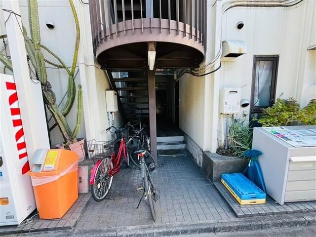 寺田マンションのエントランス