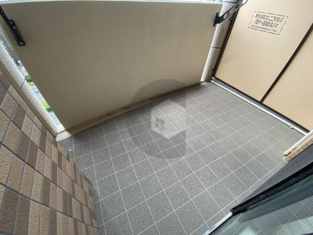 Luxe布施南のバルコニー