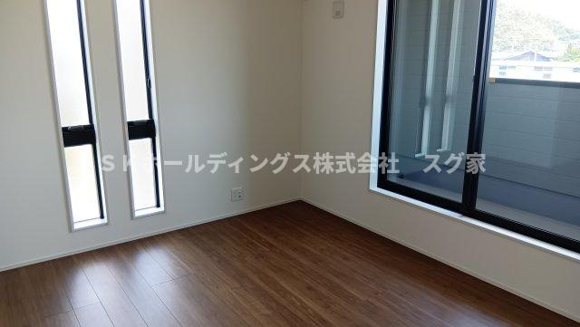 南丹市園部町城南町新築戸建て住宅の洋室