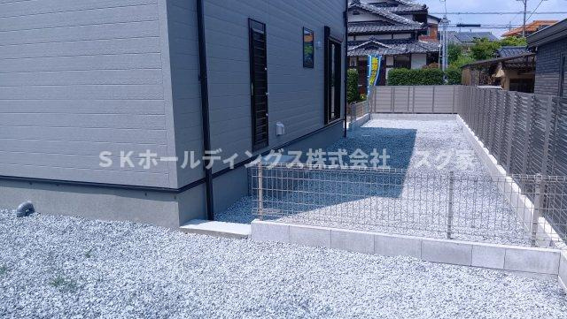 南丹市園部町城南町新築戸建て住宅の庭
