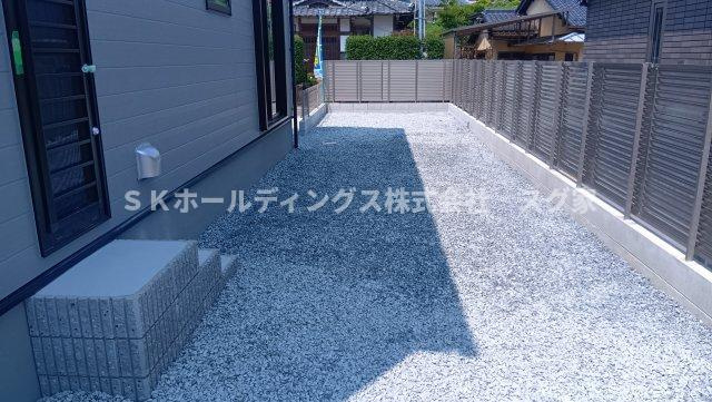南丹市園部町城南町新築戸建て住宅の庭