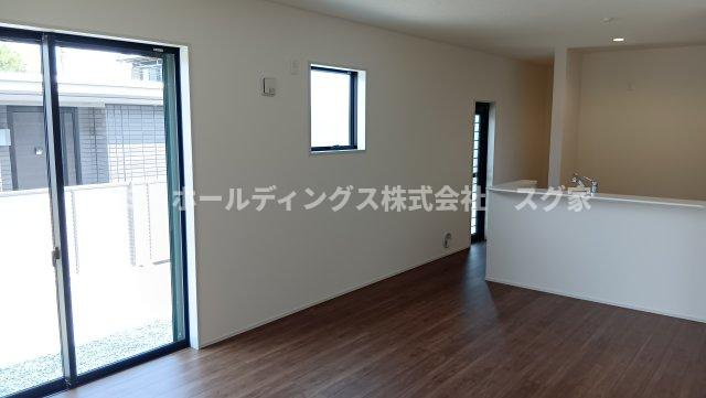 南丹市園部町城南町新築戸建て住宅の居間・リビング