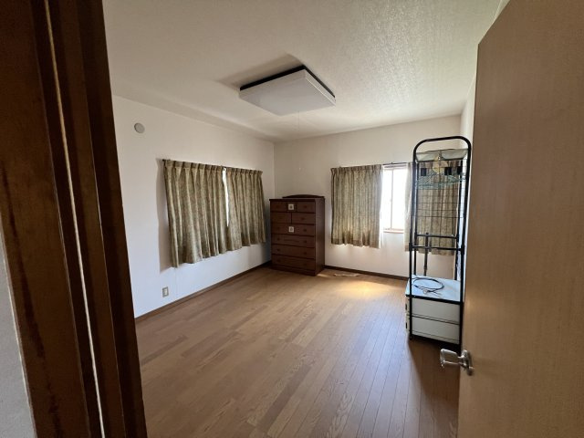 津山口　中古住宅　3DK＋事務所の洋室