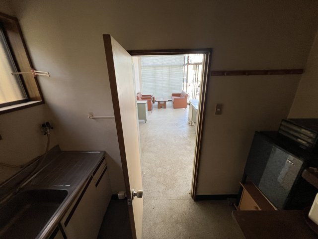 津山口　中古住宅　3DK＋事務所のその他|給湯室