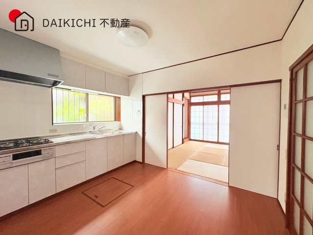 【居間・リビング】 | 毛呂山町大谷木　中古戸建