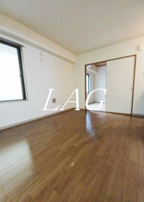 【居間・リビング】 | クレドール | 洋室のお部屋です。