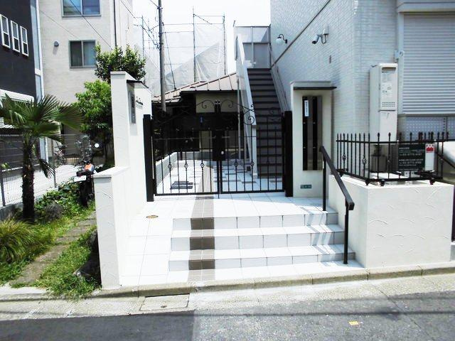 ＡＣコモドのエントランス
