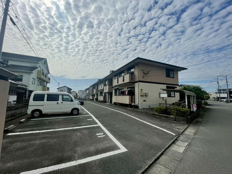 モントーレ21の駐車場|駐車スペースもあります☆