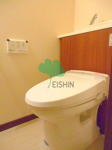 プレスタイル博多駅南2のトイレ|清潔感のあるトイレです。